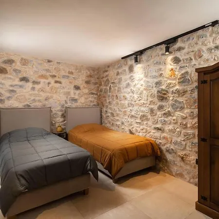 Ferienhaus αρχοντικό Forrest